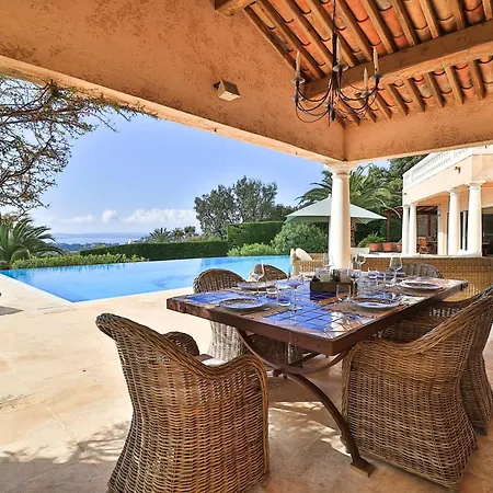 Luxus Horizon Bleu - Mit Meerblick Und Infinity Pool By Riviera Homelife Vakantiehuis Sainte-Maxime